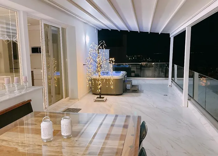 Euphoria Luxury Penthouse Lägenhet Kavala